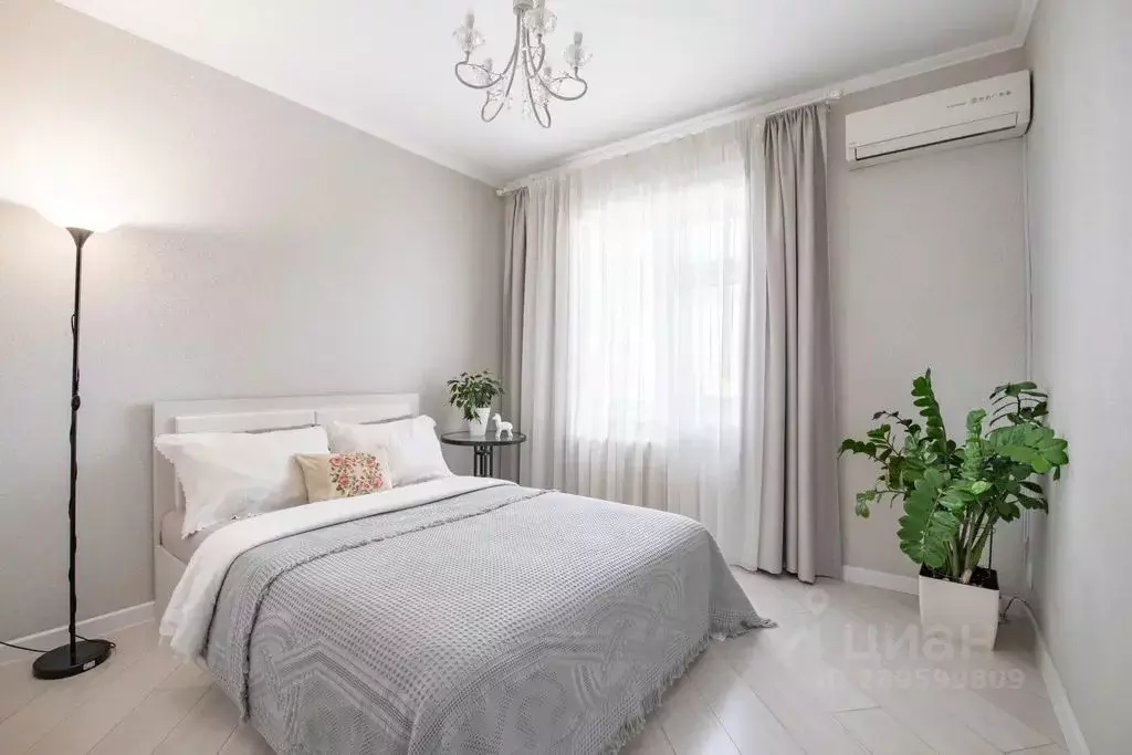 2-к кв. Татарстан, Казань ул. Столярова, 15А (70.0 м) - Фото 1