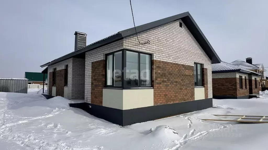 Дом в Башкортостан, Уфимский район, Русско-Юрмашский сельсовет, д. ... - Фото 1