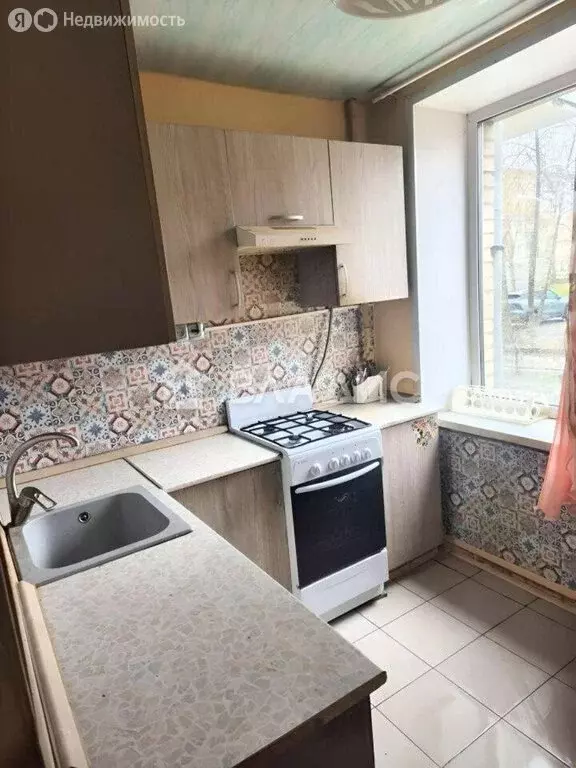 2-комнатная квартира: Лобня, улица Чайковского, 6 (42.6 м) - Фото 2
