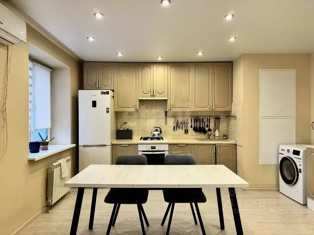 3-к кв. Смоленская область, Смоленск ул. 25 Сентября, 16 (66.1 м) - Фото 2