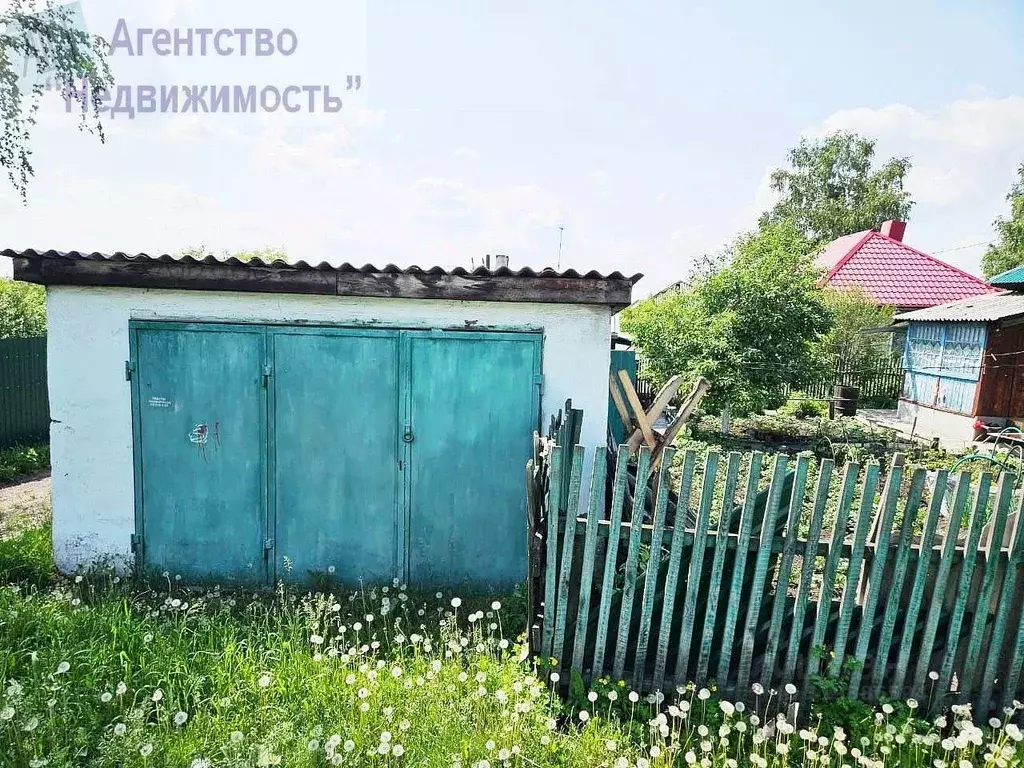Дом в Кемеровская область, Ленинск-Кузнецкий Коммунистическая ул. (50 ... - Фото 1