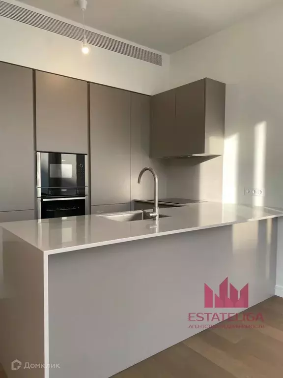 Продаётся 1-к квартира, 65.9 м - Фото 0
