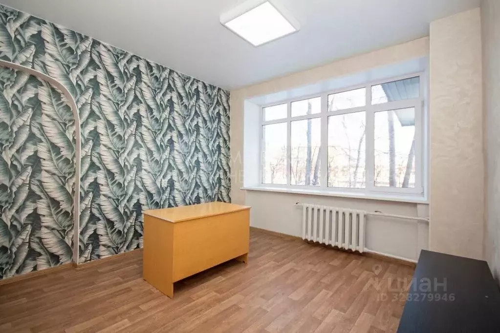 Офис в Тюменская область, Тюмень Аккумуляторная ул., 1 (19 м) - Фото 1