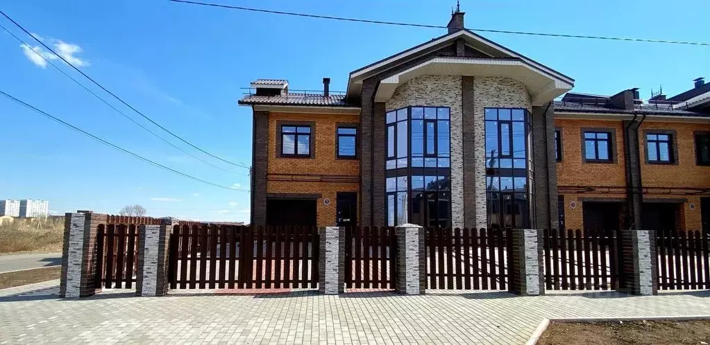 Таунхаус в Хакасия, Усть-Абаканский район, с. Калинино, Добрый Мир кп ... - Фото 0