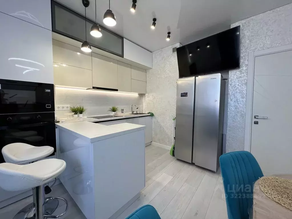 2-к кв. Крым, Симферополь ул. Балаклавская, 103 (53.6 м) - Фото 1