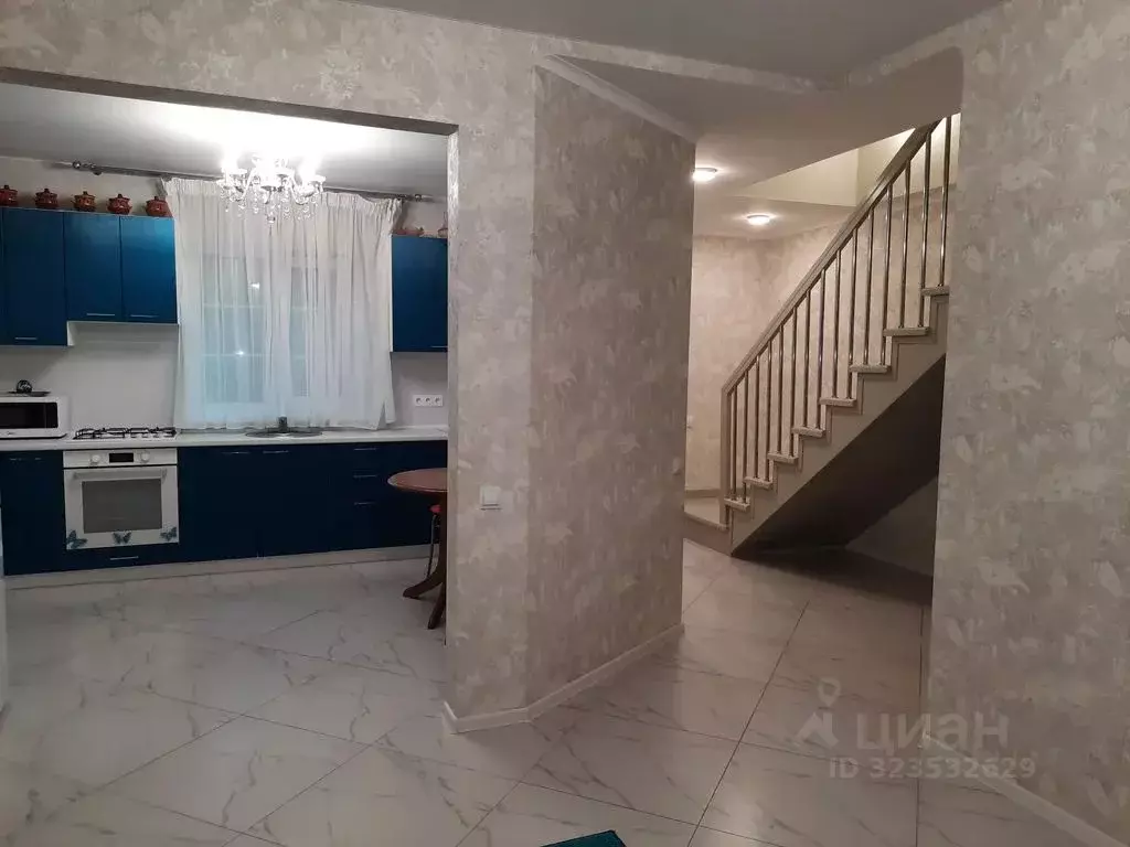 Дом в Татарстан, Казань ул. Гафиатуллина, 54 (90 м) - Фото 1