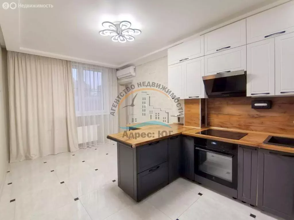 3-комнатная квартира: Анапа, ул. Ленина, 185А, к. 1-5 (68.8 м) - Фото 1