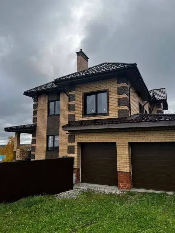 Коттедж в Свердловская область, Дегтярск Верхняя ул., 4 (337 м) - Фото 0