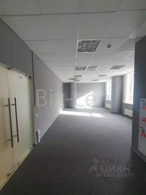 Офис в Московская область, Химки городской округ, д. Дубровки ул. ... - Фото 1