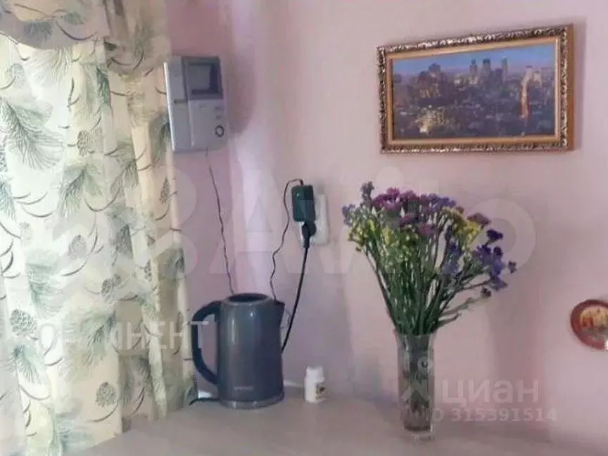 Дом в Крым, Евпатория ул. Мориса Тореза, 8 (100 м) - Фото 0