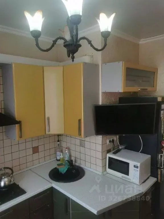 2-к кв. Башкортостан, Уфа ул. Калинина, 5 (56.0 м) - Фото 1