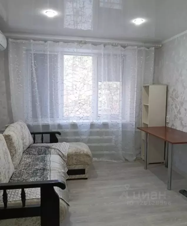 Студия Воронежская область, Воронеж ул. Молодогвардейцев, 11 (18.0 м) - Фото 2