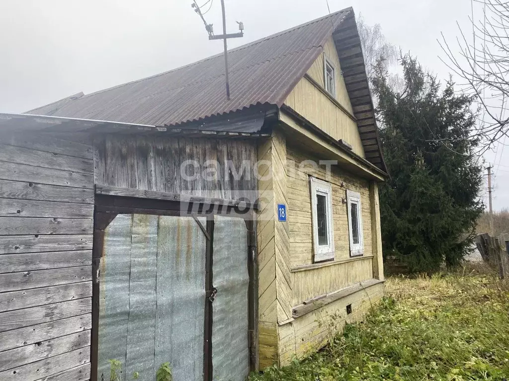 Дом в Новгородская область, Батецкий муниципальный округ, д. Воронино ... - Фото 0