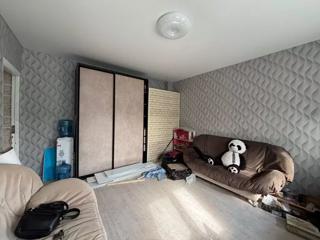 2-к кв. Челябинская область, Челябинск ул. Суркова, 12 (57.5 м) - Фото 2