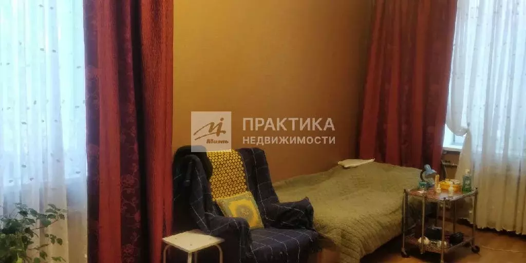 Продается 4-комнатная квартира - Фото 2