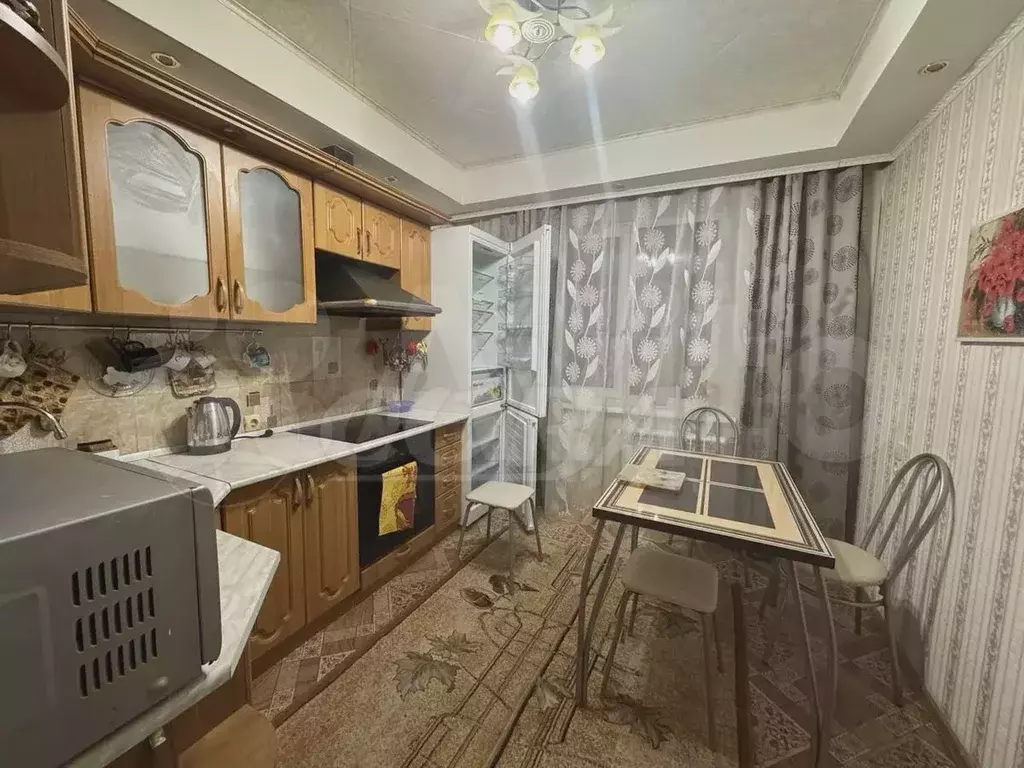 3-к. квартира, 65 м, 1/9 эт. - Фото 0