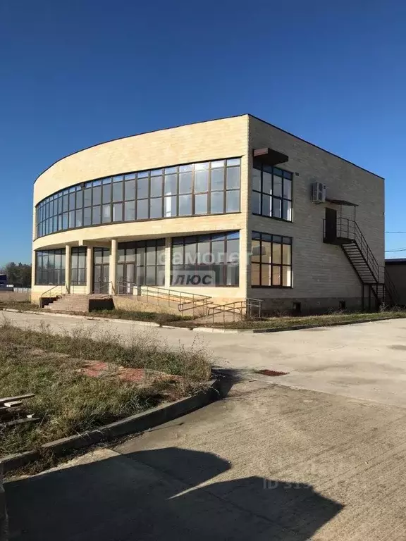 Помещение свободного назначения в Краснодарский край, Абинск ул. ... - Фото 0