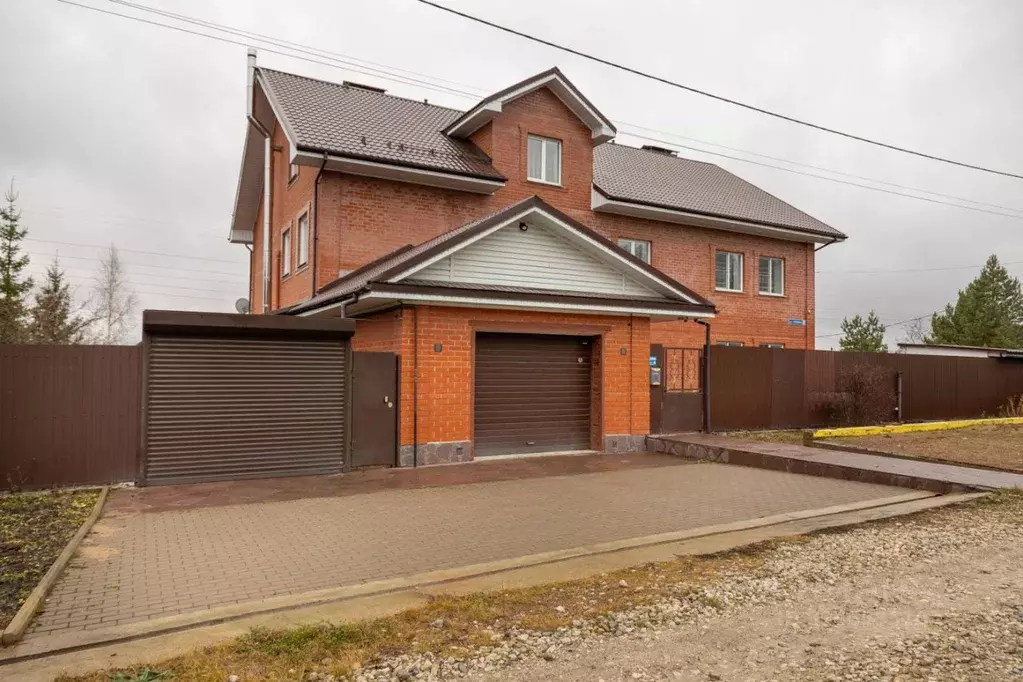 Коттедж в Башкортостан, Уфимский район, д. Юматово  (356 м) - Фото 1