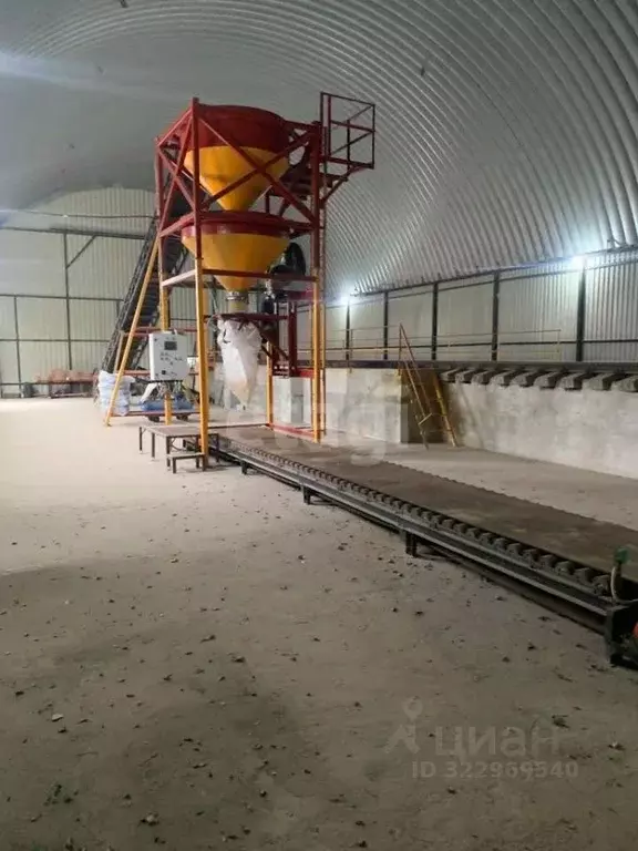 Склад в Ростовская область, Азовский район, с. Самарское пер. Жданова ... - Фото 1