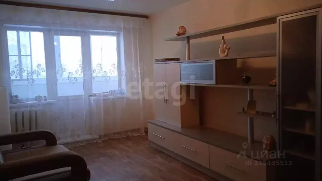 2-к кв. Коми, Сыктывкар Нижний Чов мкр, ул. Магистральная, 1 (45.0 м) - Фото 0