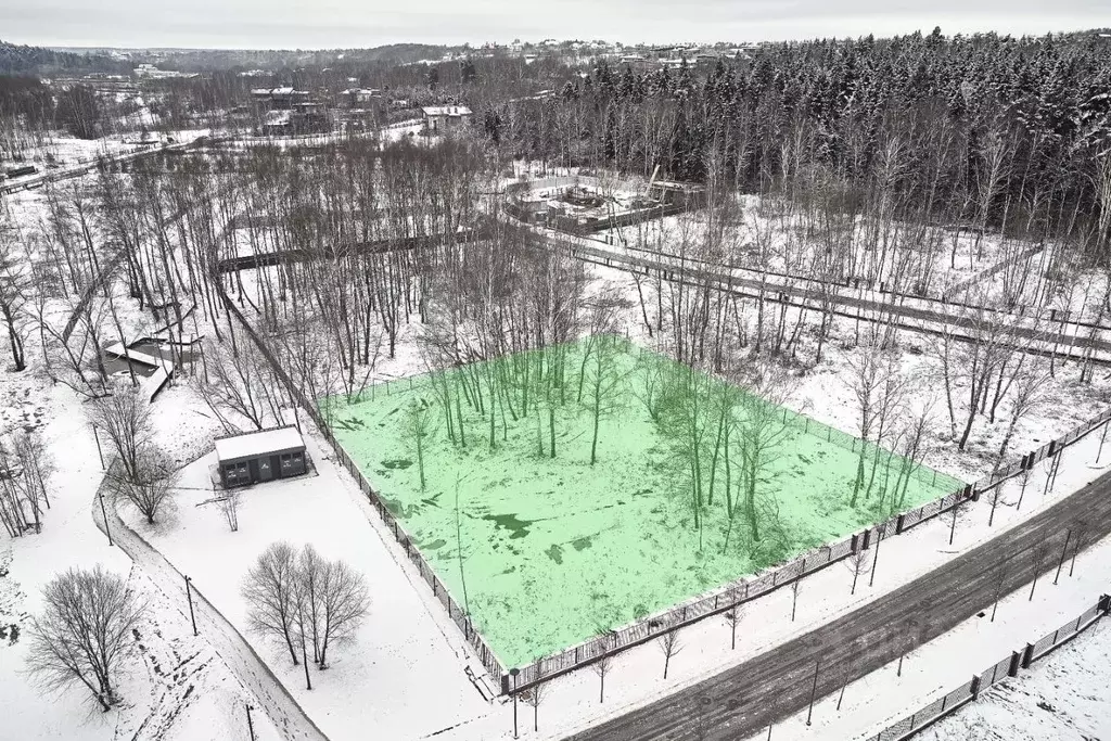 Участок в Московская область, Красногорск городской округ, д. ... - Фото 1