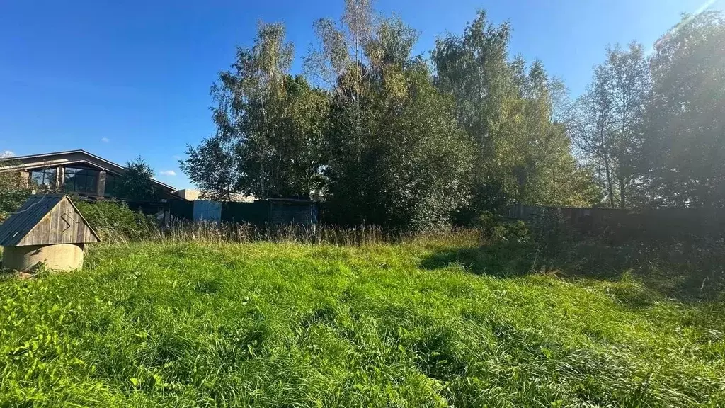 Участок в Московская область, Наро-Фоминский городской округ, д. ... - Фото 1