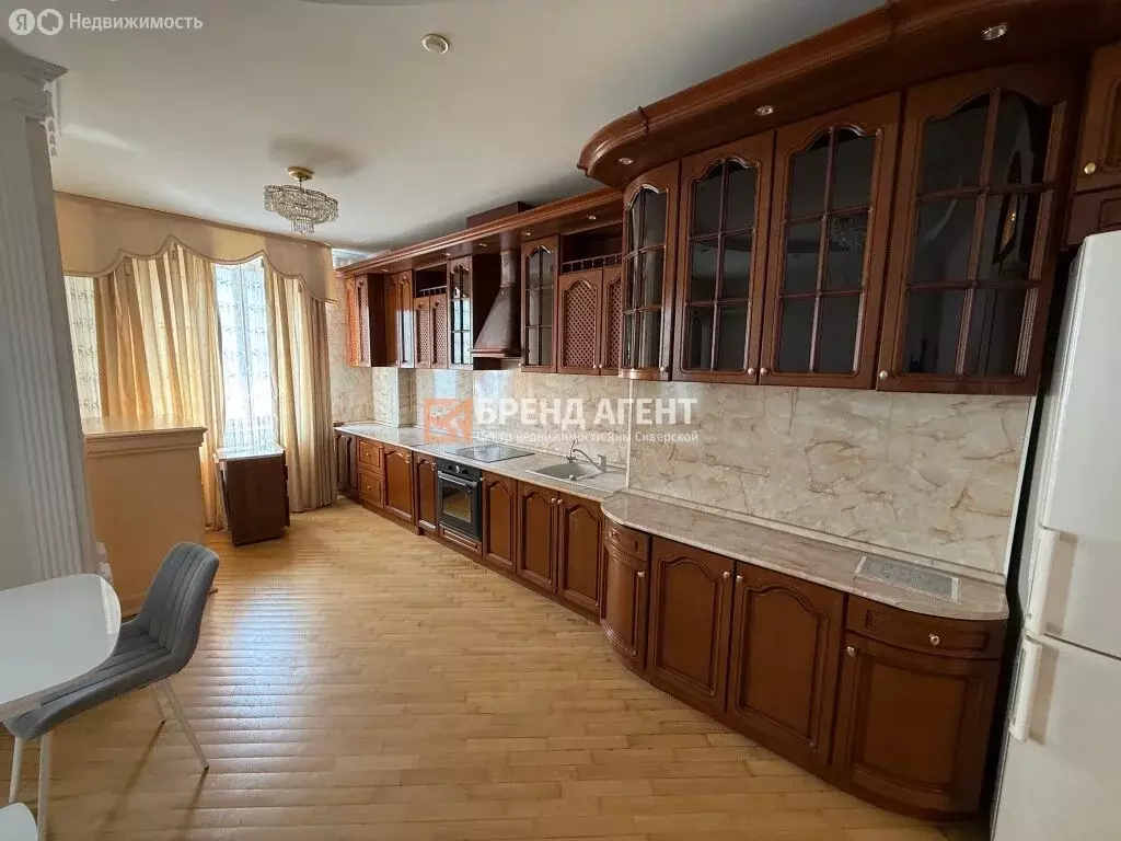 2-комнатная квартира: Белгород, Свято-Троицкий бульвар, 11 (95 м) - Фото 2