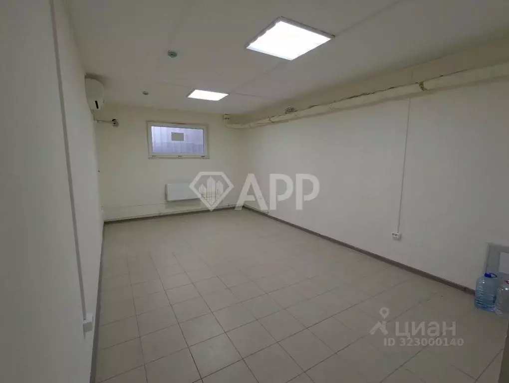 Помещение свободного назначения в Краснодарский край, Новороссийск ул. ... - Фото 1