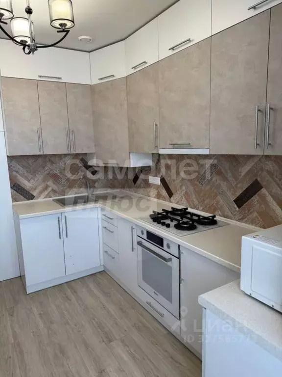 1-к кв. Крым, Симферополь ул. Старозенитная, 9 (32.0 м) - Фото 1