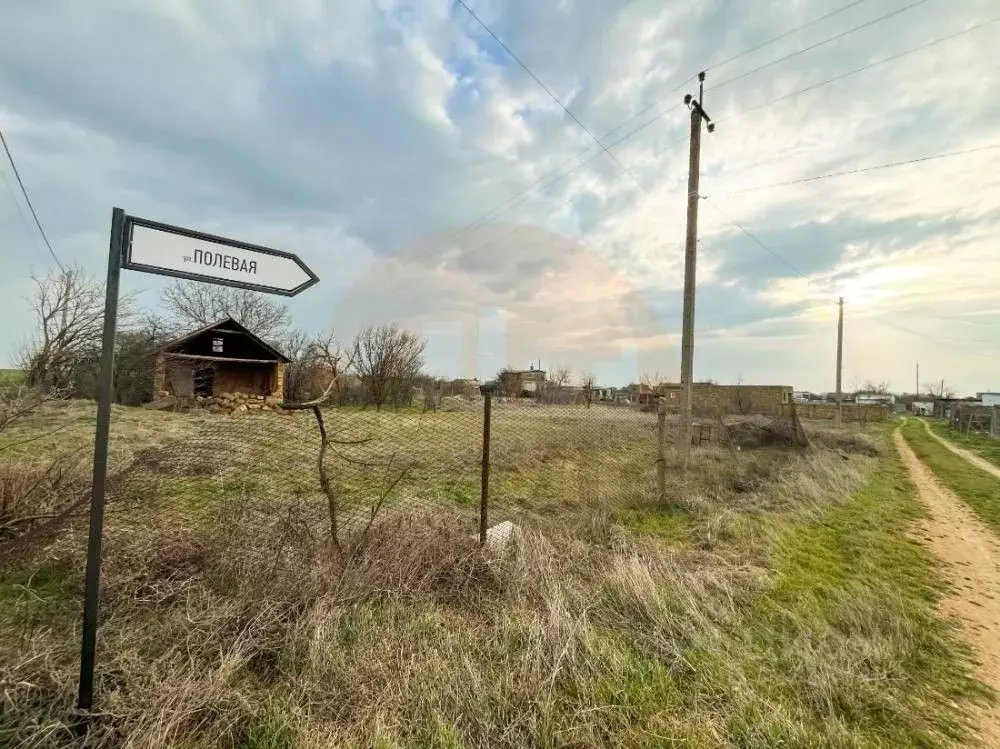 Участок в Крым, Сакский район, с. Орехово ул. Полевая (10.44 сот.) - Фото 1