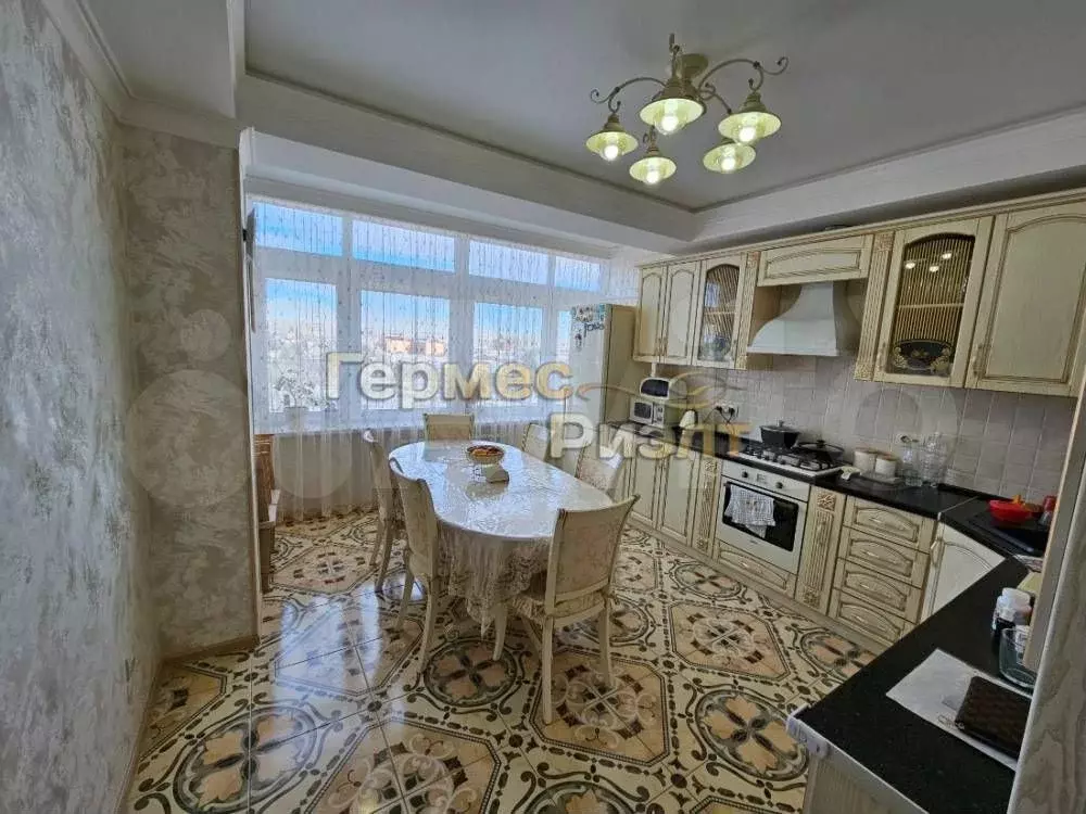 3-к. квартира, 99 м, 5/7 эт. - Фото 0