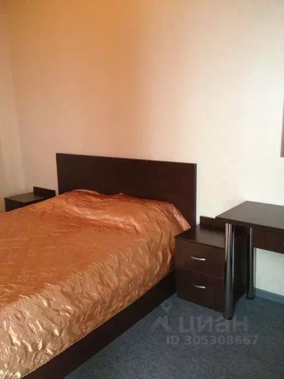 Комната Краснодарский край, Армавир ул. Розы Люксембург, 130 - Фото 2