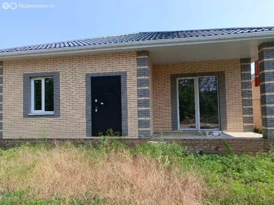 Дом в село Большие Салы, Армянская улица, 20 (120 м) - Фото 1