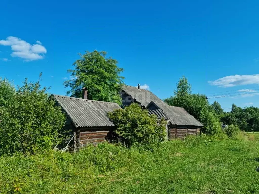 Дом в Тверская область, Удомельский муниципальный округ, с. Еремково ... - Фото 1