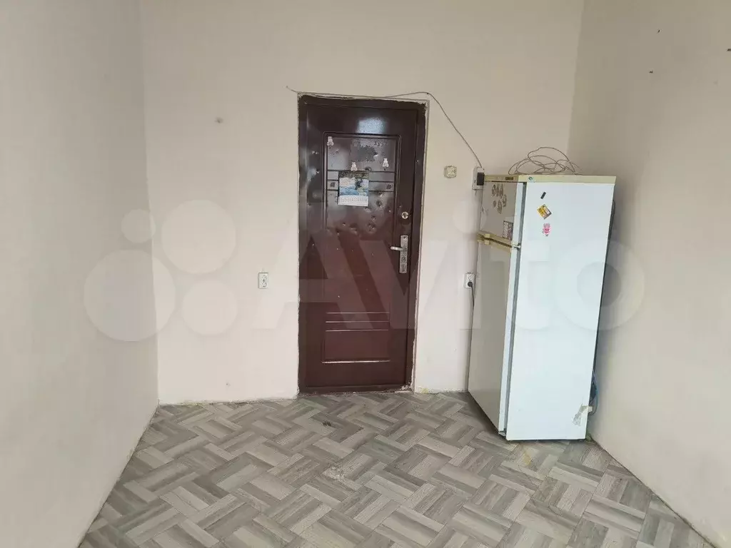 Комната 9,4 м в 6-к., 3/3 эт. - Фото 1