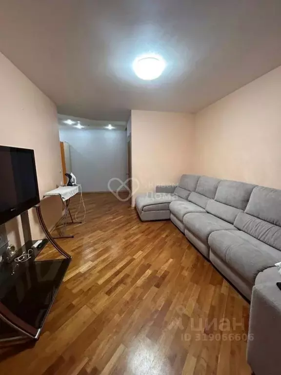 3-к кв. Волгоградская область, Волгоград ул. Хользунова, 18/1 (88.9 м) - Фото 1