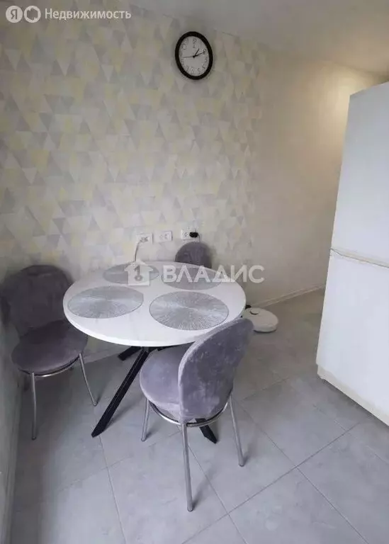 2-комнатная квартира: Калининград, Артиллерийская улица, 49 (47.9 м) - Фото 2