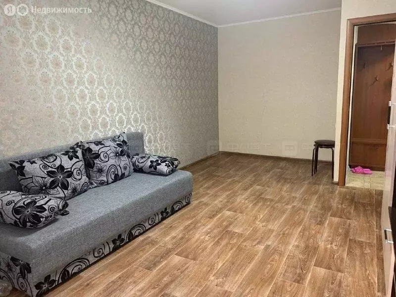 1-комнатная квартира: Казань, улица Чишмяле, 9 (38 м) - Фото 1