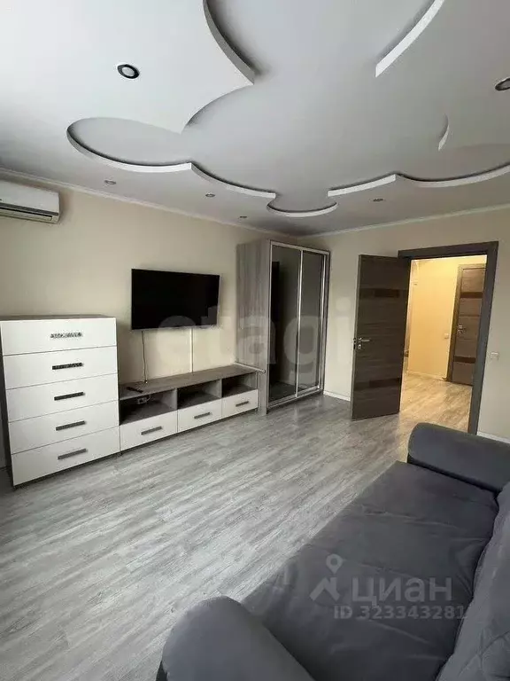 2-к кв. Крым, Симферополь ул. Дзержинского (60.0 м) - Фото 1