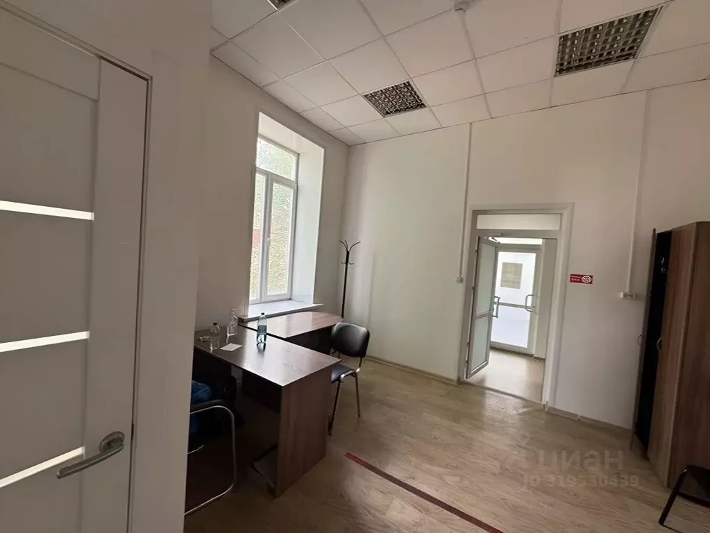 Офис в Красноярский край, Красноярск ул. 26 Бакинских Комиссаров, 44 ... - Фото 1