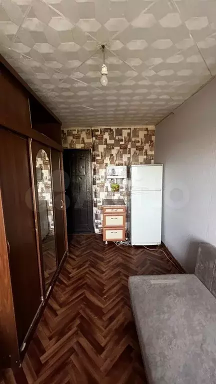 Комната 9.6 м в 6-к, 4/5 эт. - Фото 1