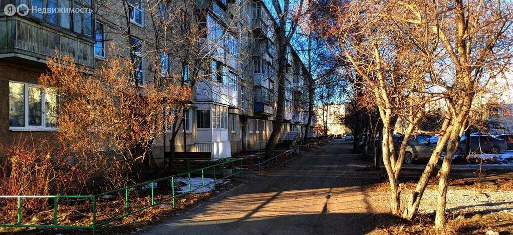 3-комнатная квартира: Сухой Лог, Юбилейная улица, 21Б (59.7 м) - Фото 0