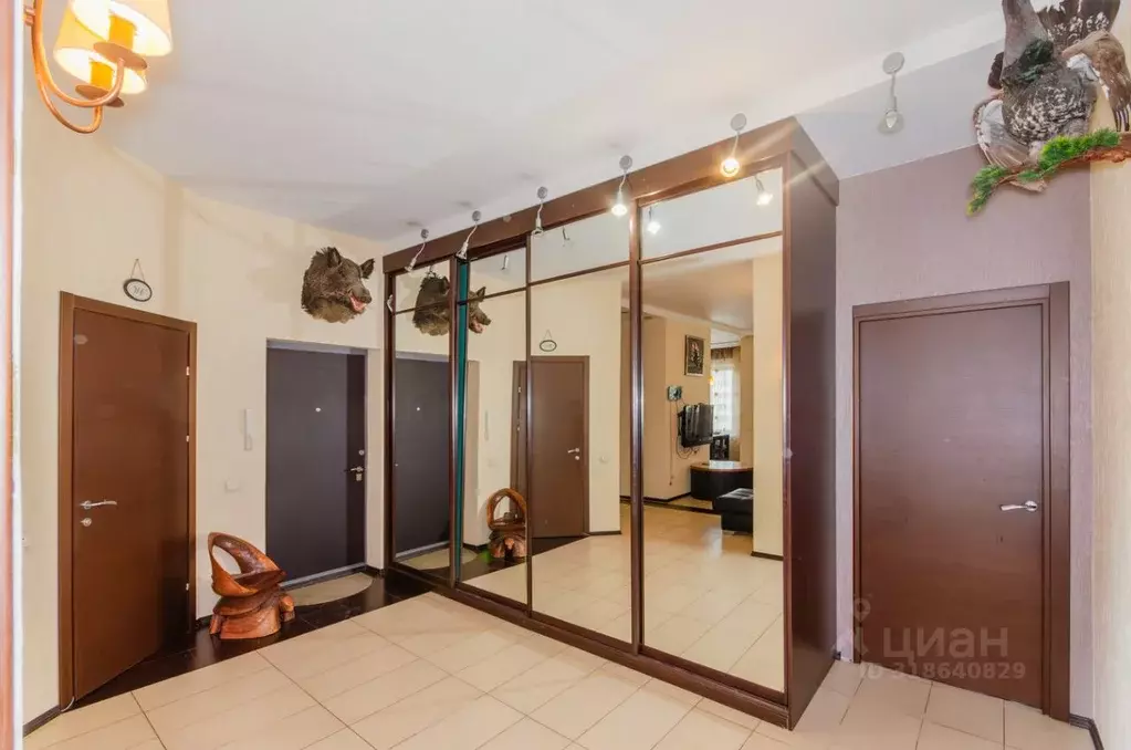 3-к кв. Свердловская область, Екатеринбург ул. Радищева, 33 (100.0 м) - Фото 1