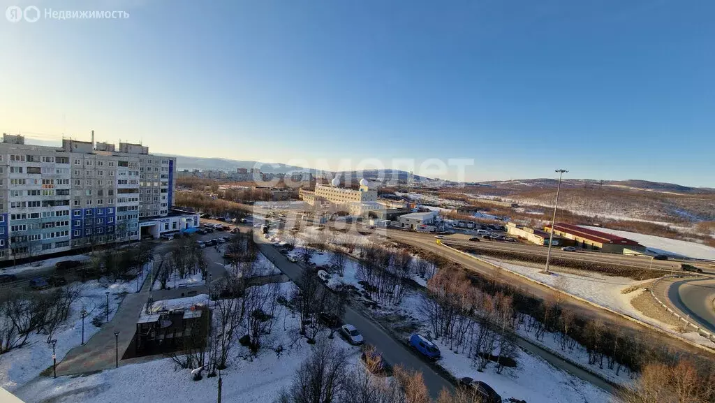 3-комнатная квартира: Мурманск, улица Шабалина, 43 (60.8 м) - Фото 1