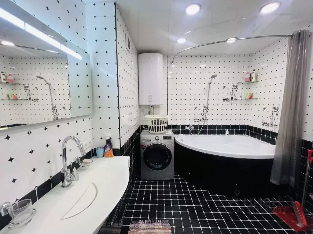 3-к кв. Сахалинская область, Южно-Сахалинск Коммунистический просп., ... - Фото 1