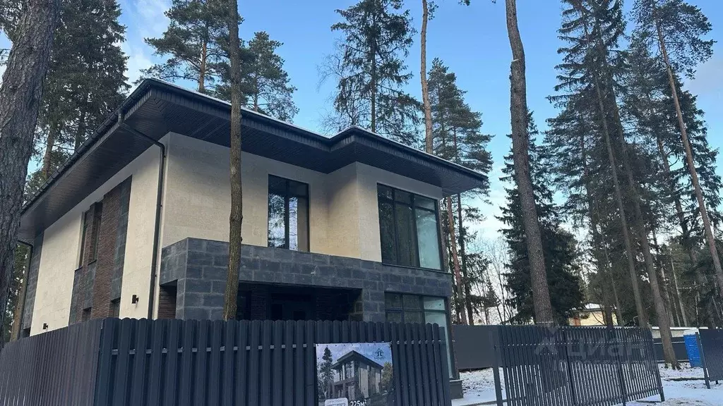 Дом в Московская область, Химки Сходня мкр, ул. Жданова, 22 (225 м) - Фото 2