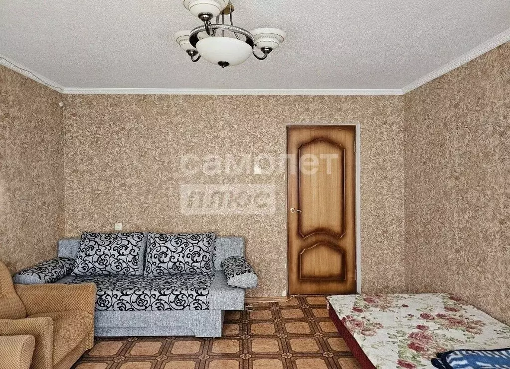 1-к кв. Курская область, Курчатов Садовая ул., 7А (34.6 м) - Фото 1