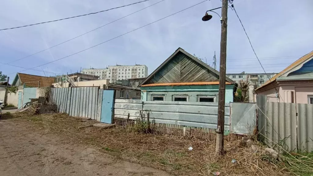 Дом в Астраханская область, Астрахань пл. Имени Ленина (50 м) - Фото 1