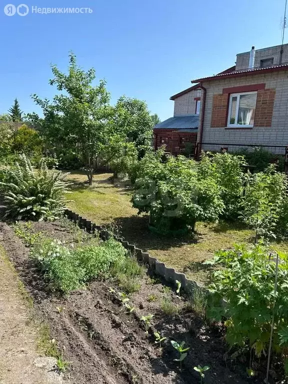 Дом в село Тюнево, улица Геологов (177 м) - Фото 1