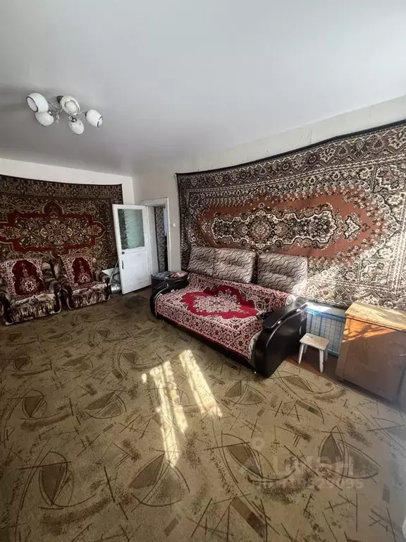 Дом в Омская область, Омск ул. 10-я Северная (100 м) - Фото 1